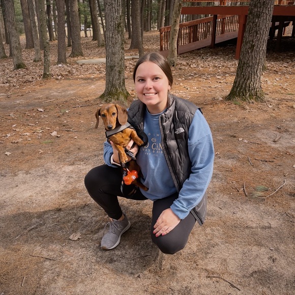 Meet your posher, Mikayla - Picture 4 of 4